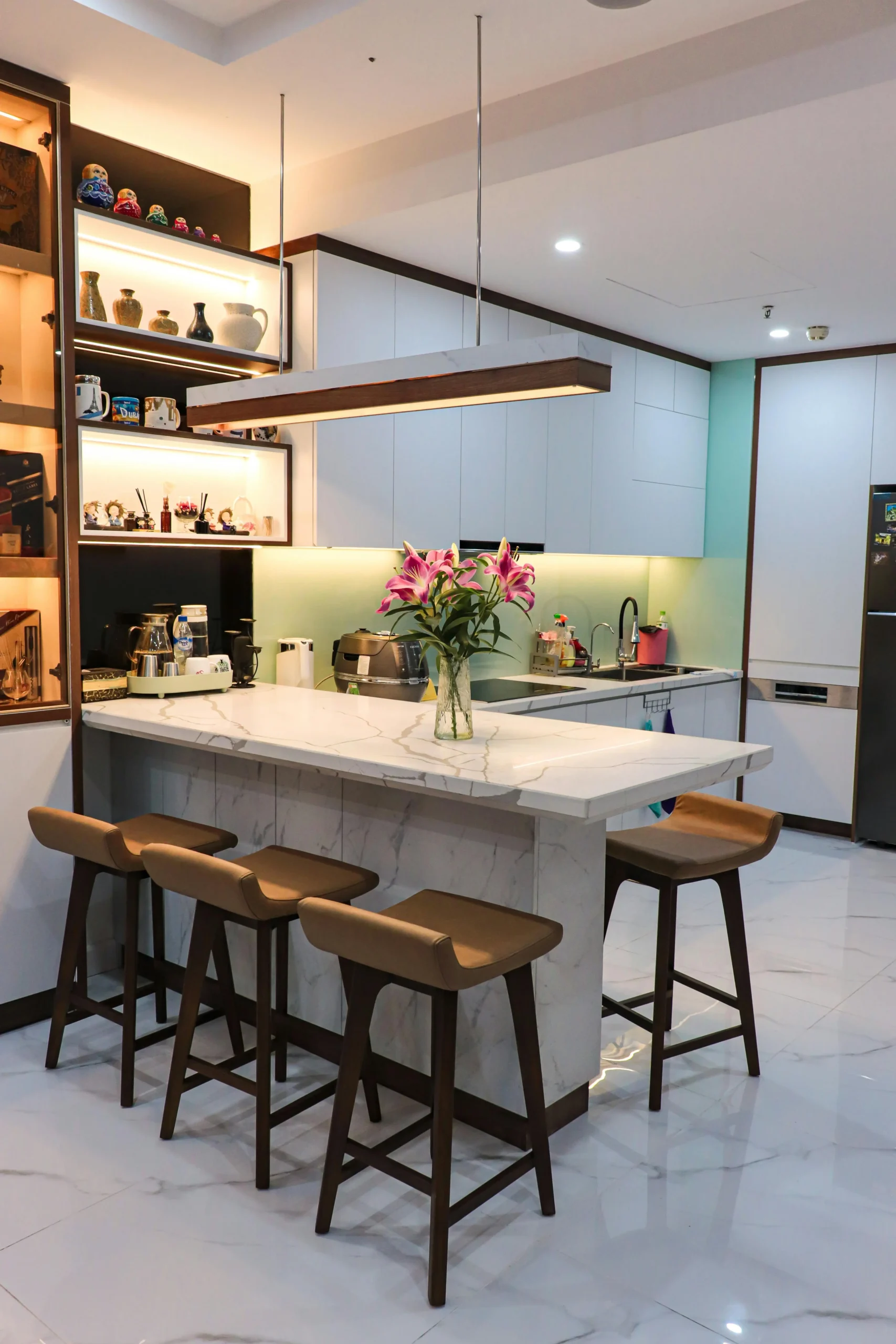 OPEN KITCHEN STYLE